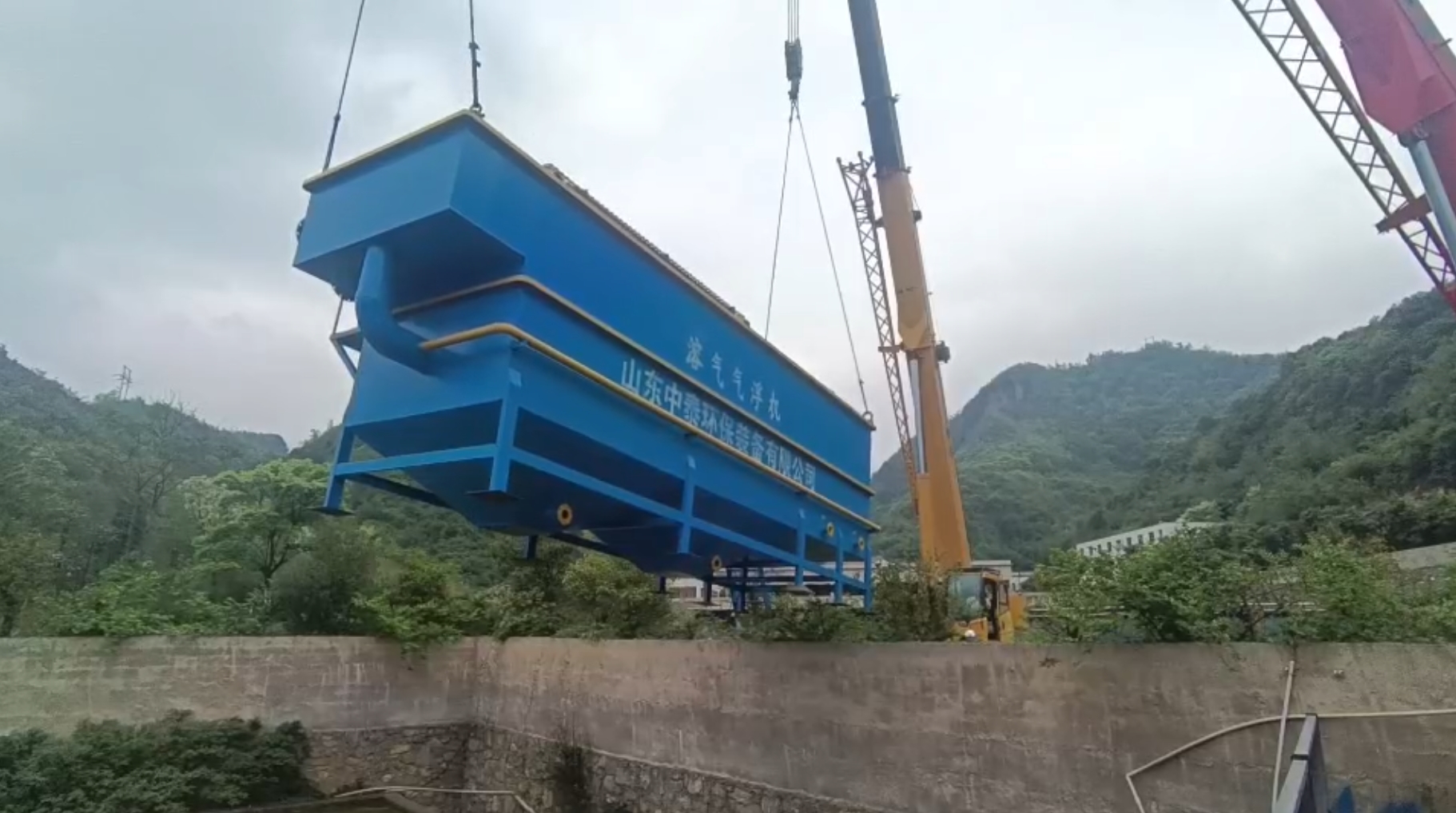氣浮機(jī)，高效氣浮機(jī)，溶氣氣浮機(jī)，氣浮機(jī)安裝現(xiàn)場
